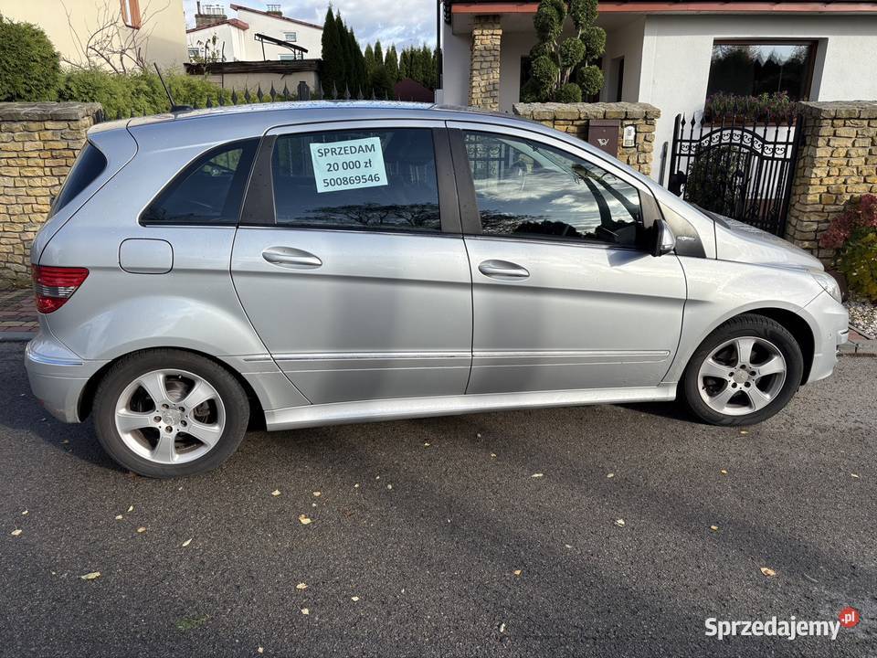 Mercedes Benz b klasa w245 Rok produkcji 2010 Klasa B Ostrowiec Świętokrzyski