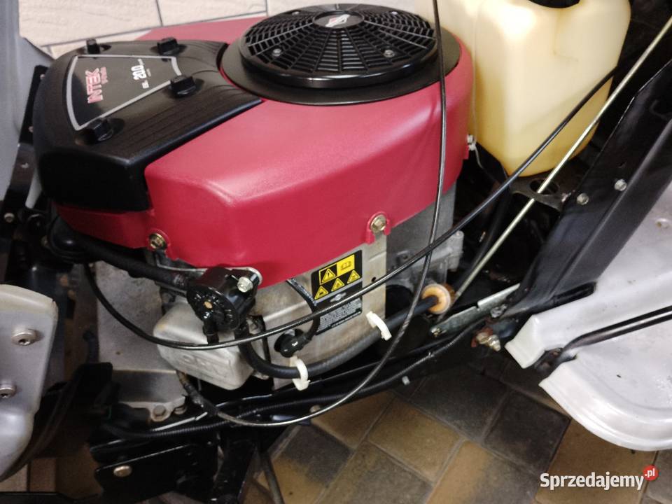 Traktorek kosiarka Briggs dwucylindrowy 20 HP z sprzedam