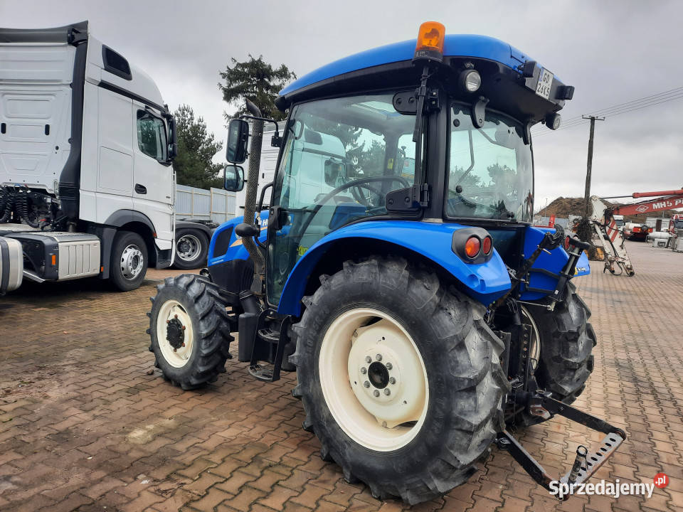 Ciągnik HOLLAND T4 4x4 65 570 mth 2017 r Napęd 4x4 Rudolfowo