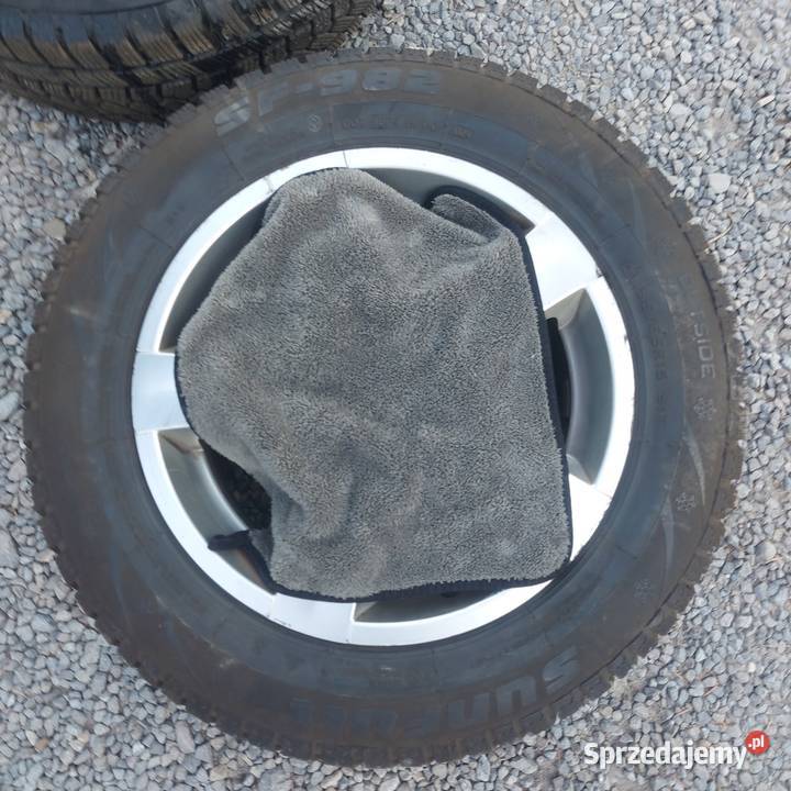 Opony zimowe 2 19565R15 podkarpackie Przeworsk sprzedam