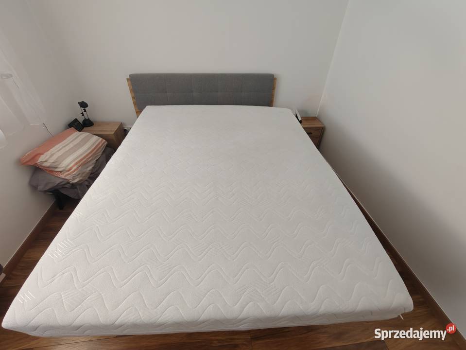 Materac sprężynowy 200x160 twardość H3 Wylewa sprzedam