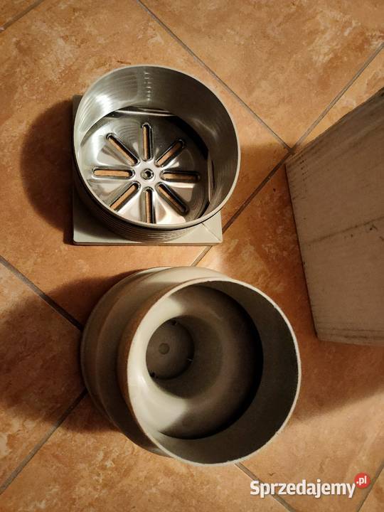 Wpust kanalizacyjny 150x150 fi 110 Capricorn Kościan sprzedam