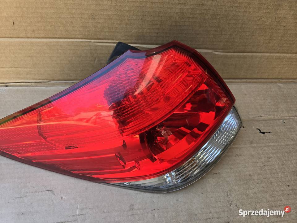 Subaru Outback IV BR lampa lampy tył tylne kombi Lampy tylne Legnica