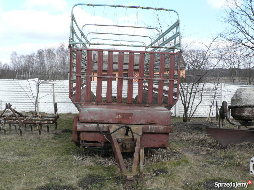 Sprzedam przyczepę samozbierającą T010 nieuszkodzony Maszyny rolnicze Porzecze sprzedam