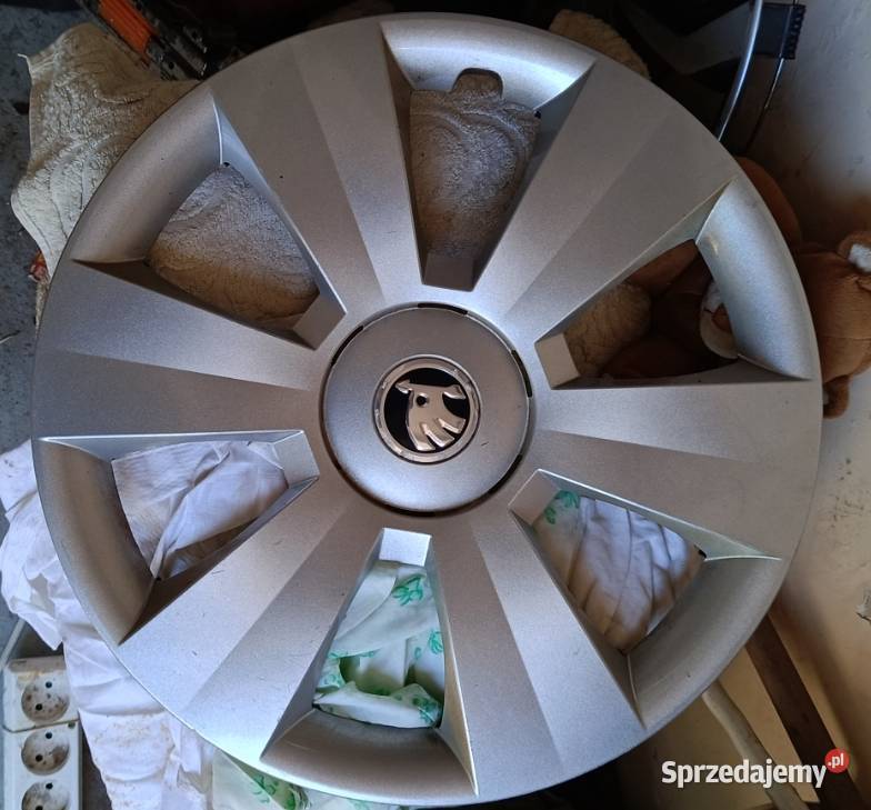 SKODA kołpak 6V0601147C warmińsko-mazurskie Ełk sprzedam