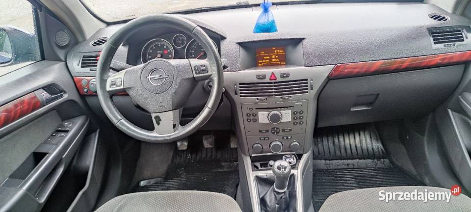 Opla Astrę H z 2004roku 16 Łódź