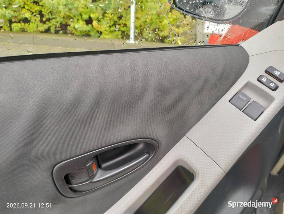Toyota Yaris 10 małopolskie Świątniki Górne