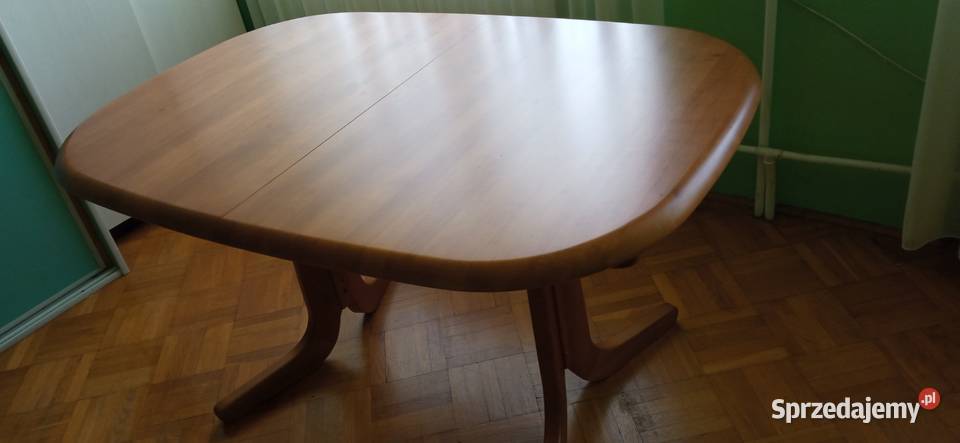 Stół do salonu-jadalni