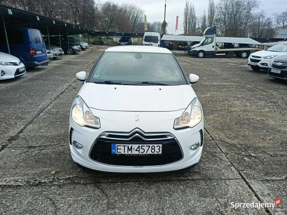 Citroen DS3 16 VTi niski przebieg 1 właściciel łódzkie Tomaszów Mazowiecki