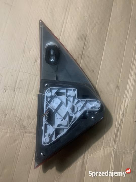 Lampa tylna tył prawa mercedes c klasa w203