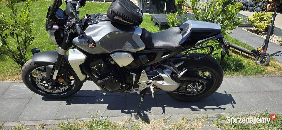 Honda cb1000r doinwestowana salon kupiony w Polsce Honda Wierzyce