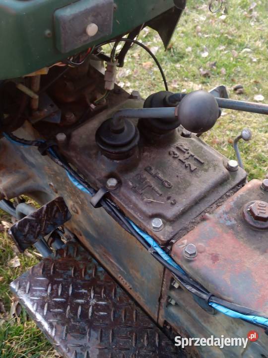 Traktorek Mitsubishi 18