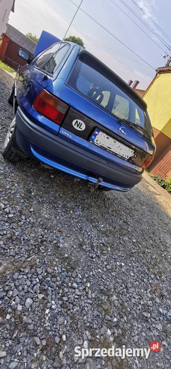 Ładny opel Astra 16 8v gaz hak manualna Astra Sandomierz sprzedam