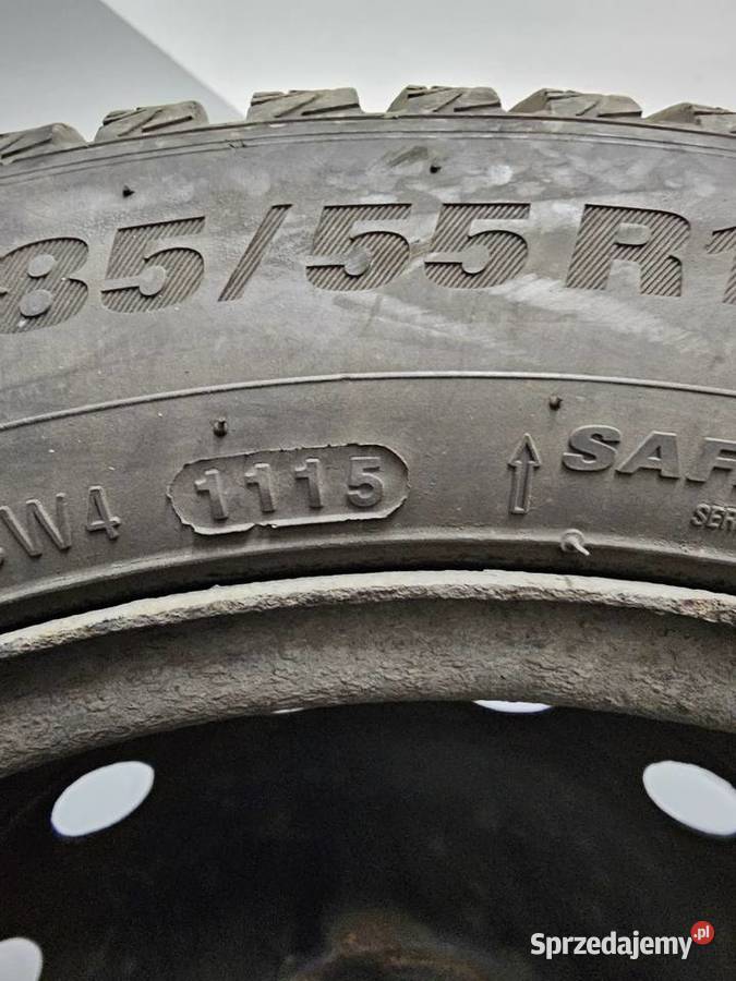 Felgi stalowe 15 z oponami zimowymi KUMHO sprzedam