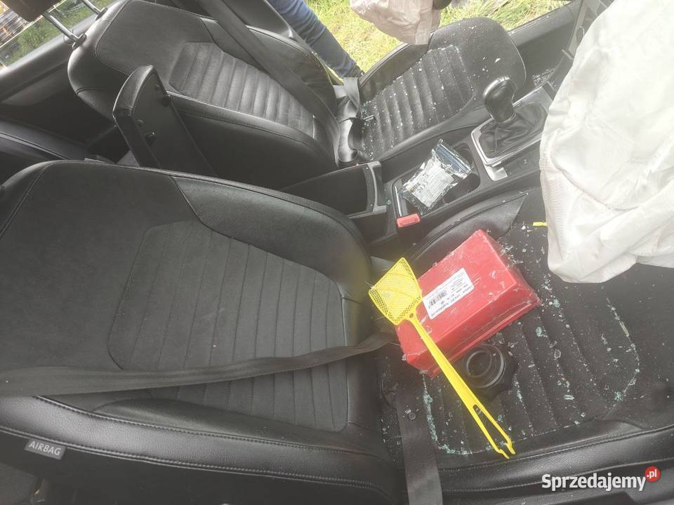 Passat B7 sprawny silnik skrzynia elektronika Rok produkcji 2011 Dębno