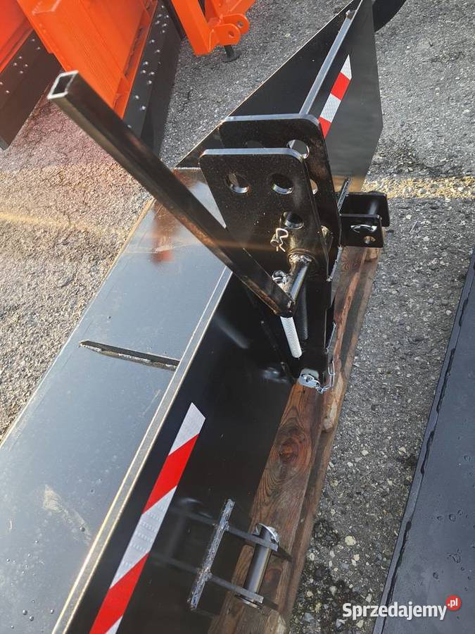 Łyżka szufla na Tylni zaczep z kiprem