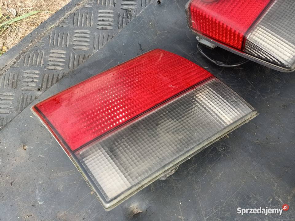 Lampa tył tylna z klapy Saab 93 9802r hatchback Szczecin