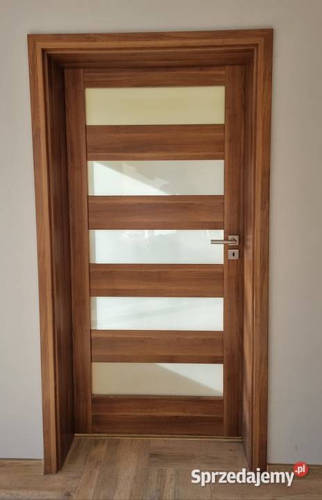 DRZWI z MONTAŻEM OŚCIEŻNICAMI REGULOWANYMI 788 Ostrowiec Świętokrzyski sprzedam