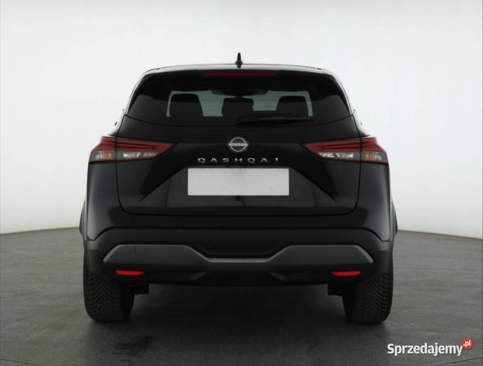 Nissan Qashqai 13 DIGT MHEV pełny VAT