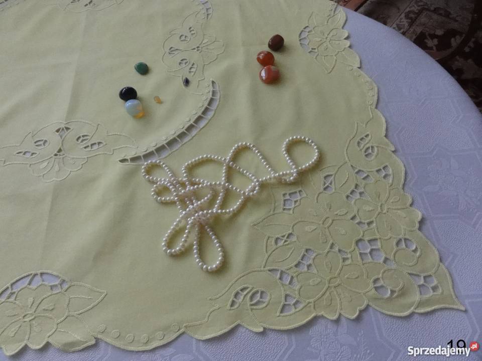 Serwetki kolorowe żółte wyszywane haft Lublin