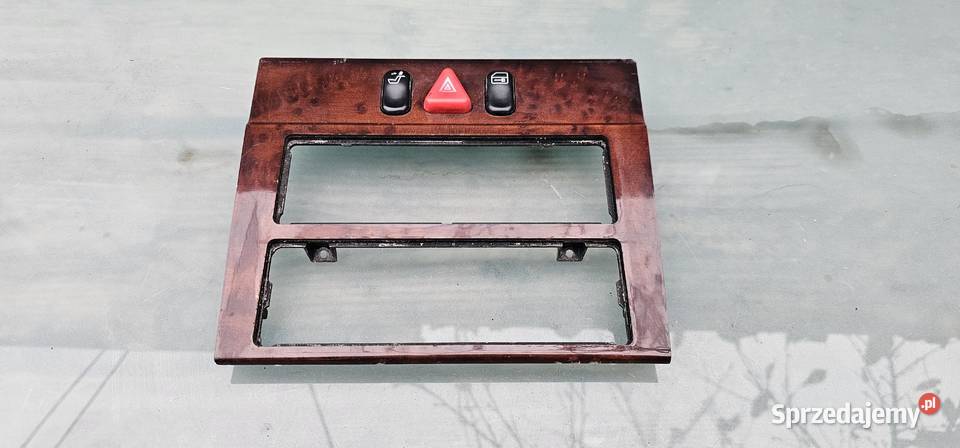 Ramka radia elegance mercedes w210 2106830508 Pozostałe sprzedam