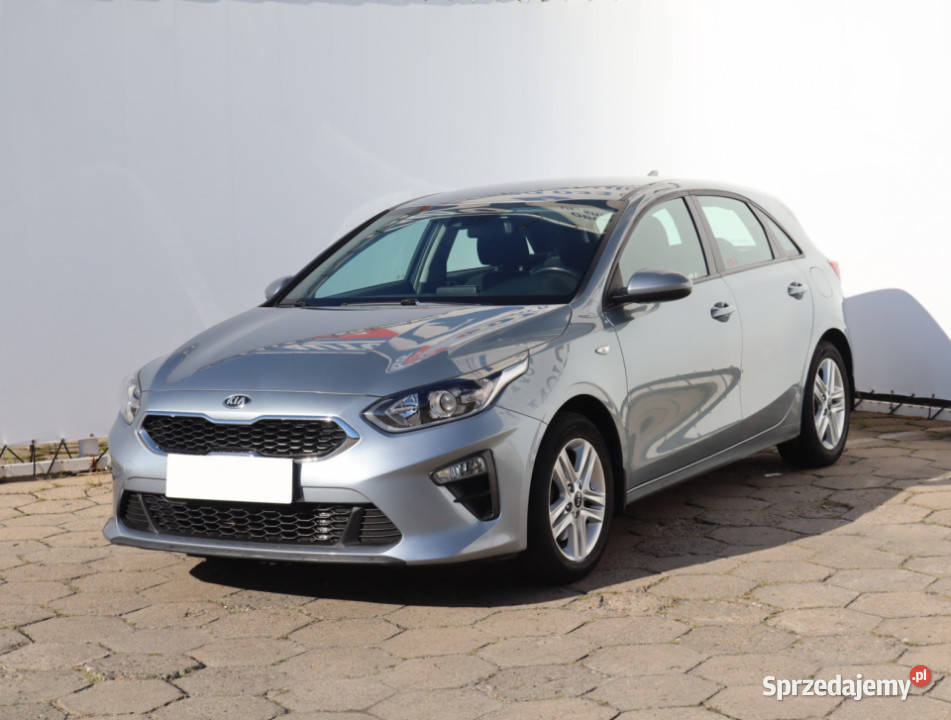 Kia Ceed 14 CVVT Rok produkcji 2019 sprzedam