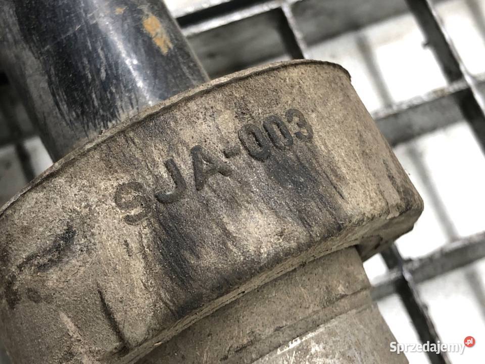 PÓŁOŚ LEWY PRZÓD HONDA CRV V 20 145 PRZEGUB