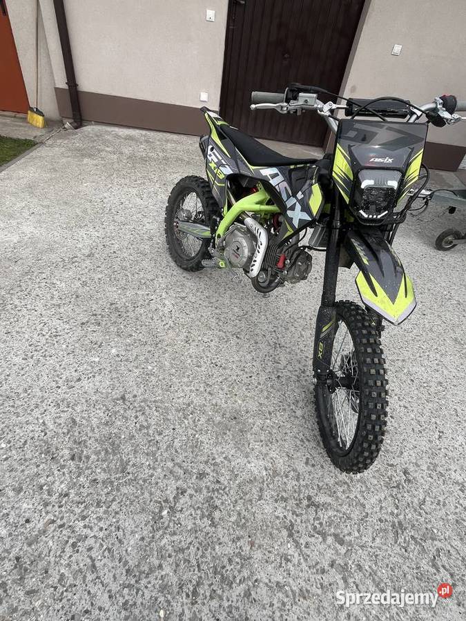 Sprzedam motor Asix xb67 Zaczarnie