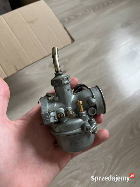 Cylinder tłok głowica gaźnik Chruślin