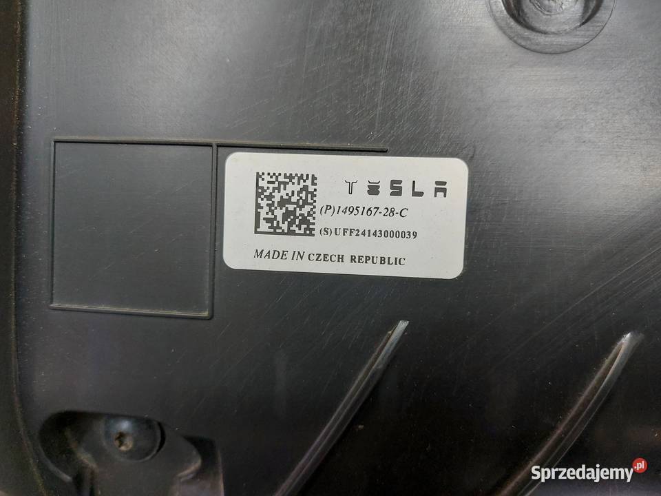 TESLA MODEL Y 2024r OBUDOWA FITRA POWIETRZA