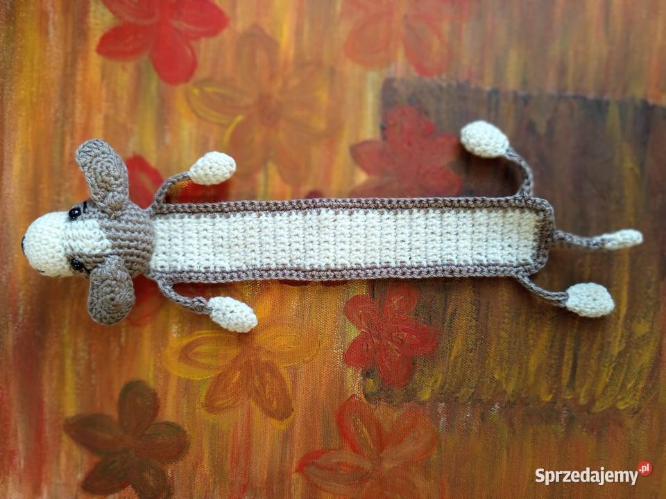 Szydełkowa zakładka do książki piesek Garbów