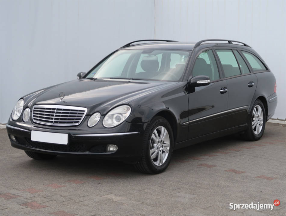 Mercedes E E 220 CDI światła przeciwmgielne