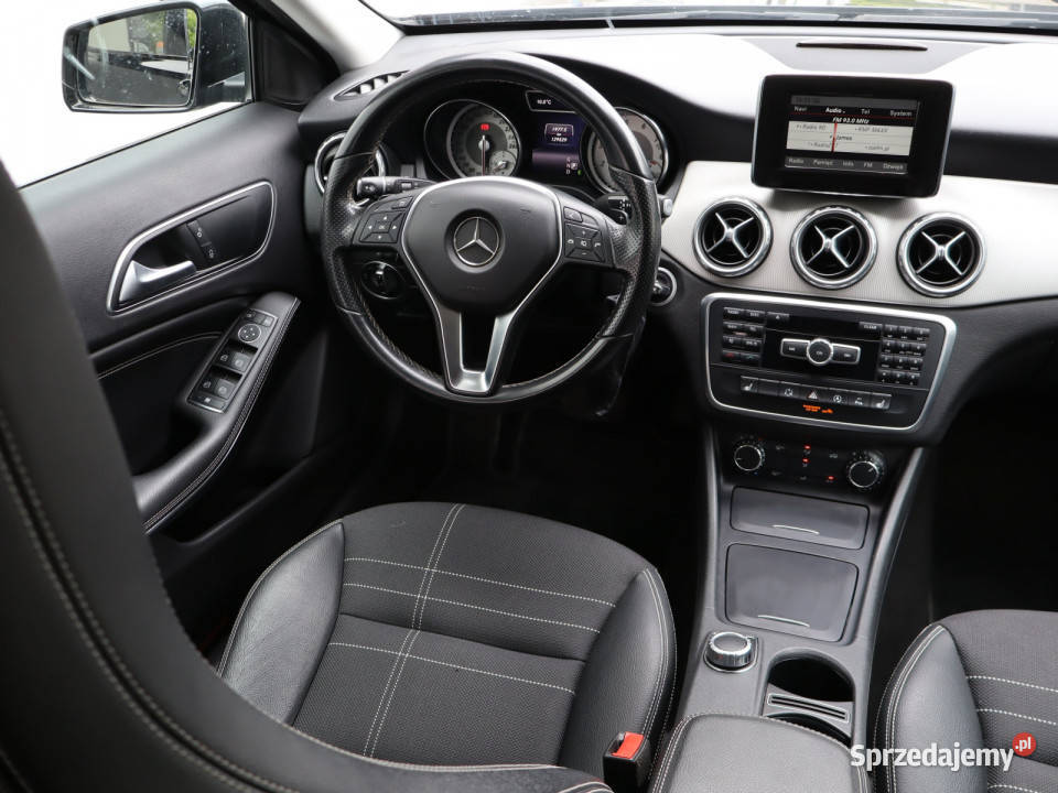 Mercedes GLA GLA 200 śląskie Katowice