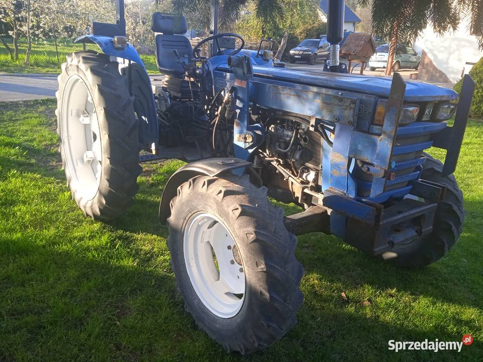 Ciągnik 4x4 Iseki ts 31 Sękowa