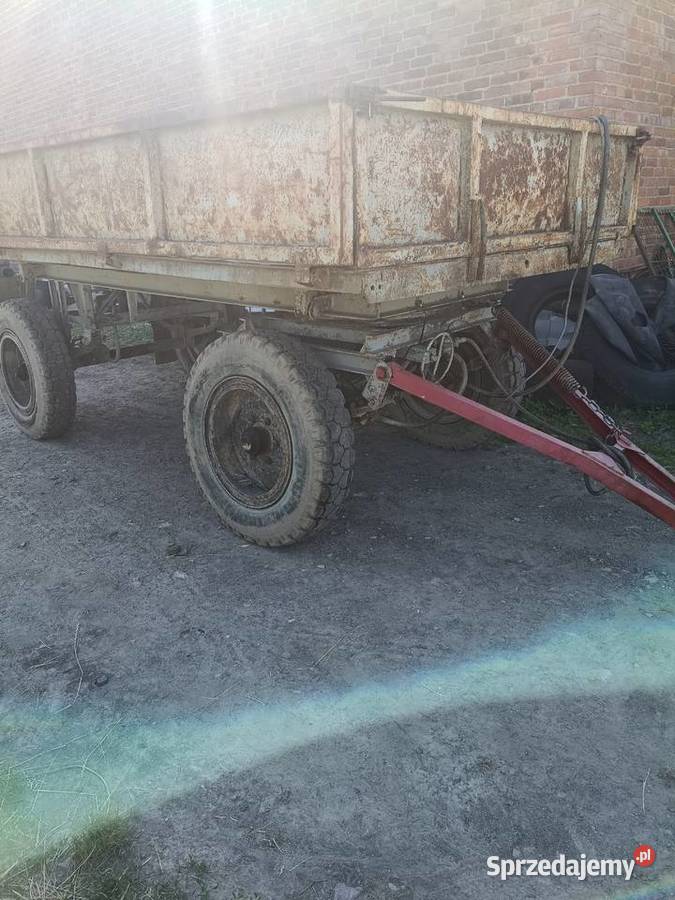 Przyczepa wywrotka D 723 Przyczepy rolnicze