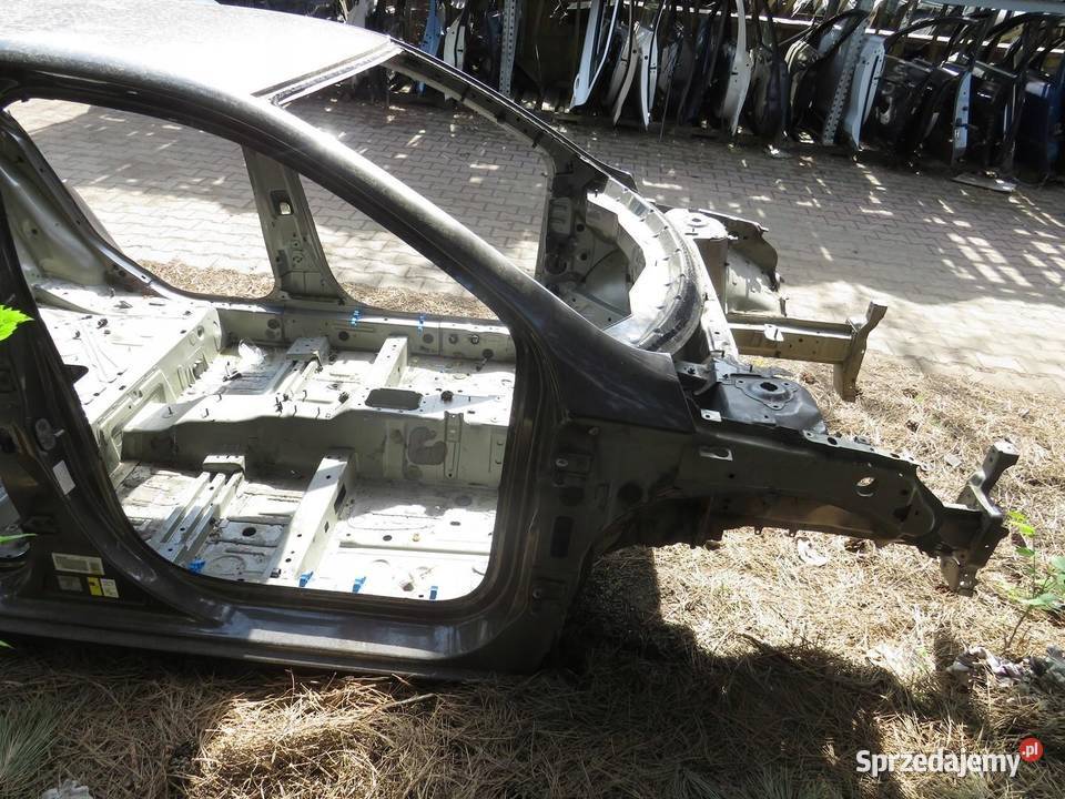 PRÓG SŁUPEK PRAWY BOK KKSD PEUGEOT 308 T9 HB sprzedam