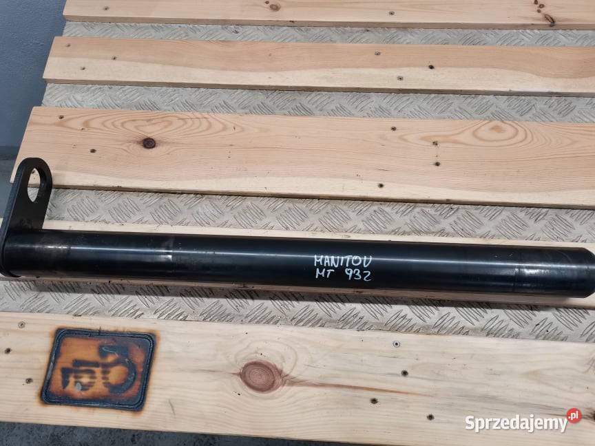 Sworzeń Manitou MT 932 Główny masztu