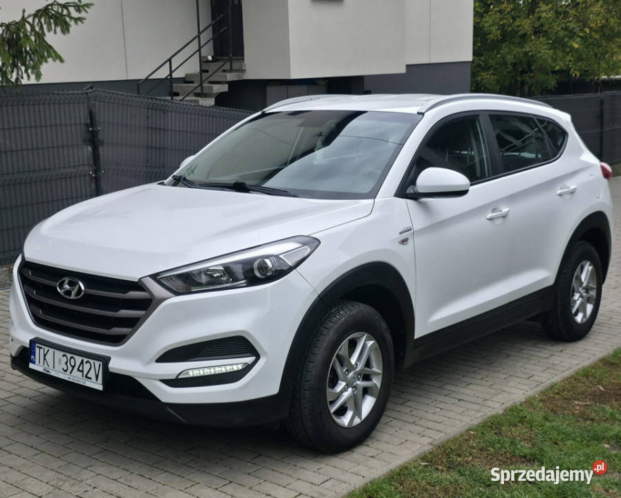 Hyundai Tucson 16 Benzyna Serwisowany Bogate sprzedam