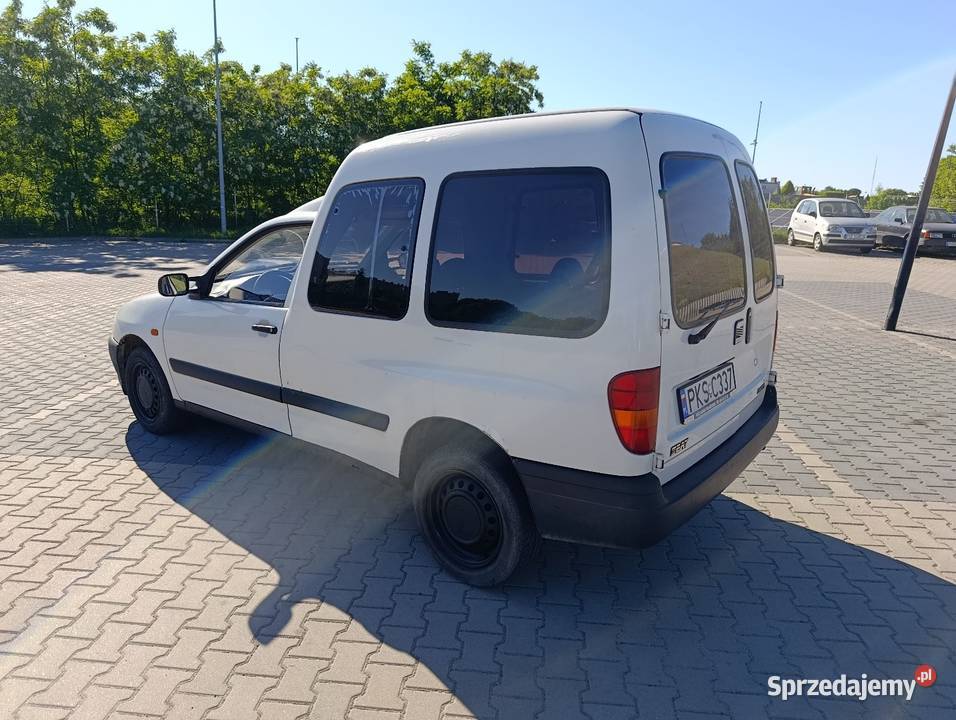 Seat Inca 5 osób do małego biznesu