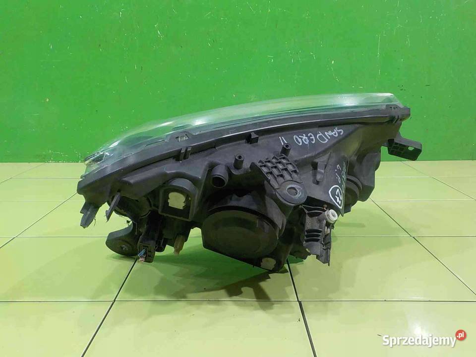 DACIA SANDERO II STEPWAY 09 B 15r lampa lewa Części samochodowe mazowieckie Suków