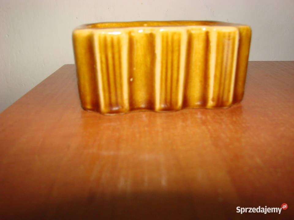 Mirostowice popielniczka PRL Pruszcz Gdański