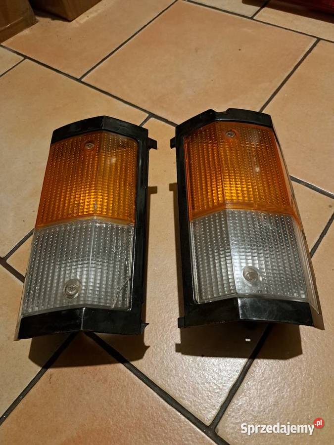 Syrena Bosto Żuk lampy tylne Lampy tylne wielkopolskie Leszno