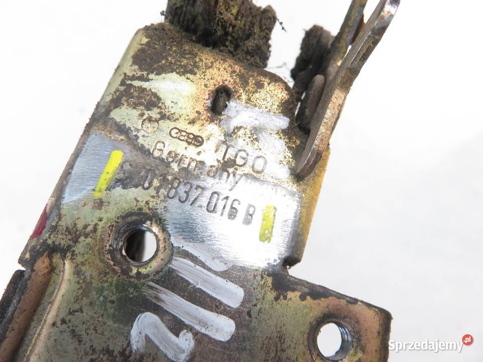 ZAMEK PRAWY PRZEDNI VW TRANSPORTER T4 701837016B