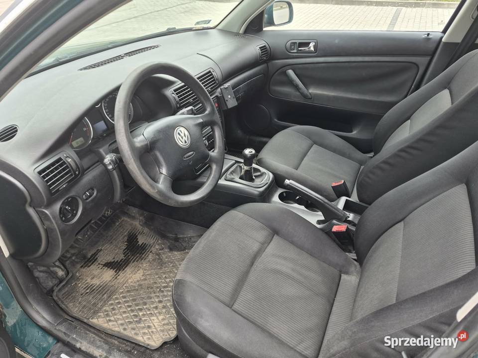 VW PASSAT ładny z hakiem 2003r manualna Grajewo