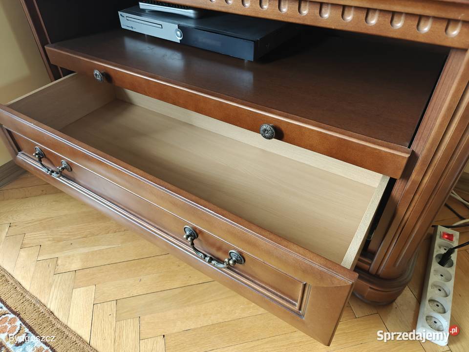 Bydgoskie Meble Louis Philippe stółkrzesłartv