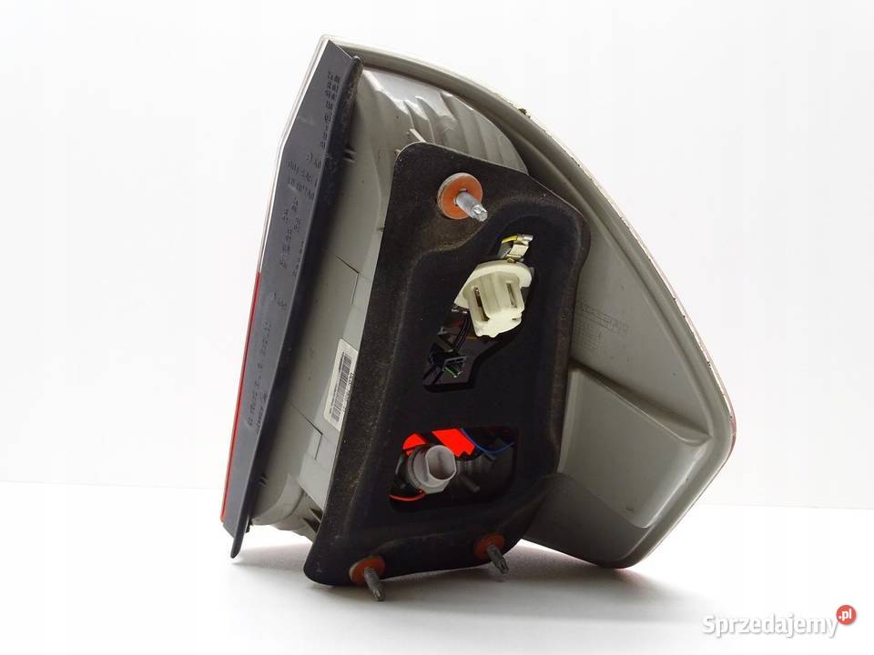 LAMPA LEWY TYŁ LEWA TYLNA W BŁOTNIK 7162209 BMW osobowe