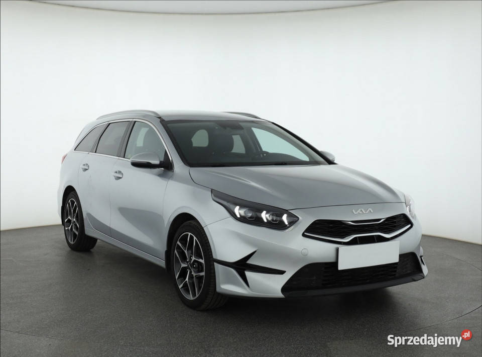 Kia Ceed 15 TGDI wielofunkcyjna kierownica Piaseczno