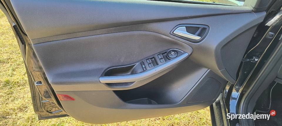 Ford FOCUS 2013 nieuszkodzony
