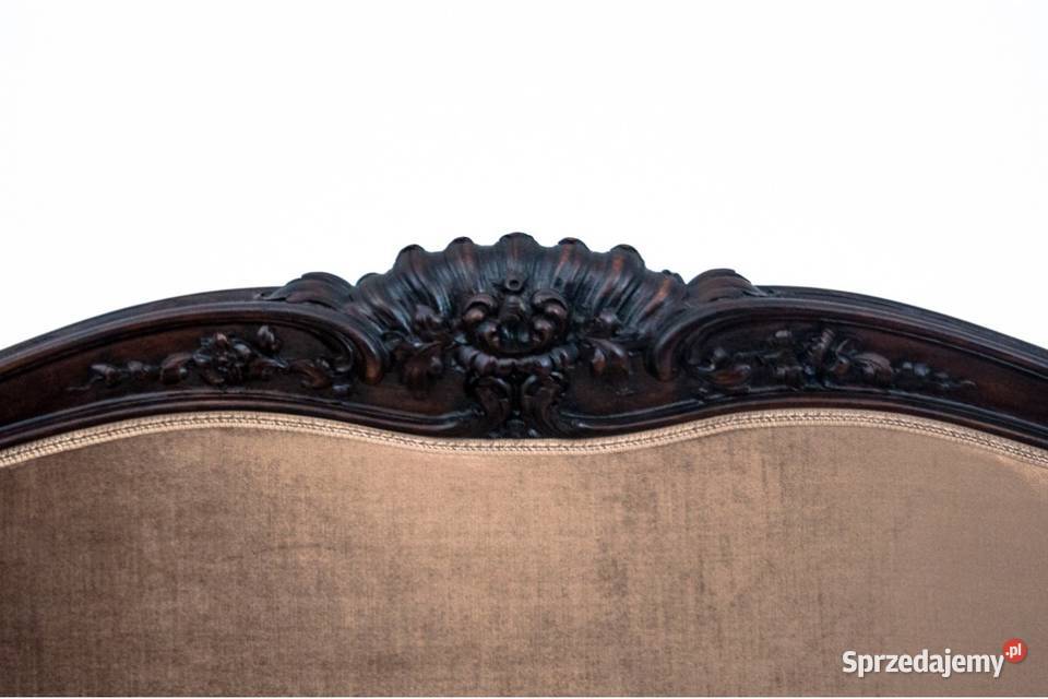 Zabytkowa sofa z końca XIX wieku Europa Północna