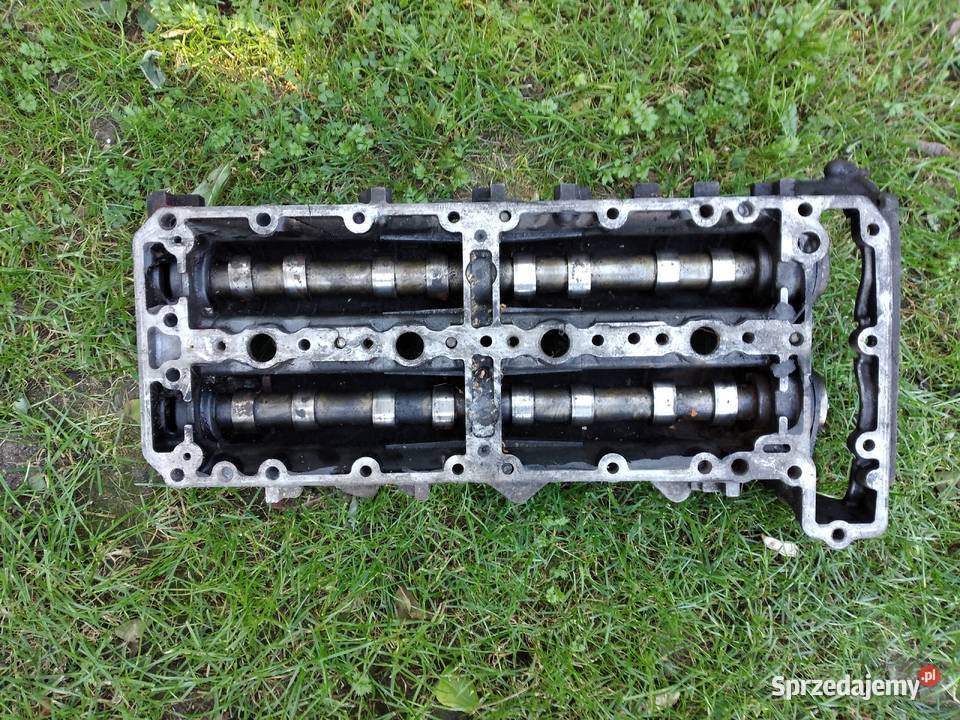 Iveco 30 2008r pokrywa wałki rozrządu 504166567 łódzkie sprzedam